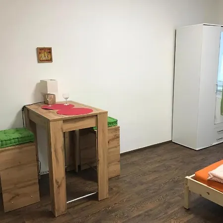 Apartmans In The Center With Privat Parking 아파트